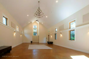 Large Conference Room at Harmony Ridge Lodge 1